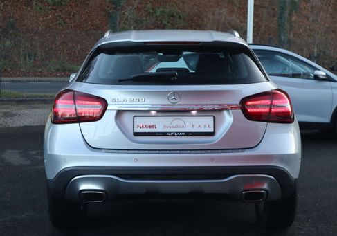 Mercedes-Benz GLA 200, 2019