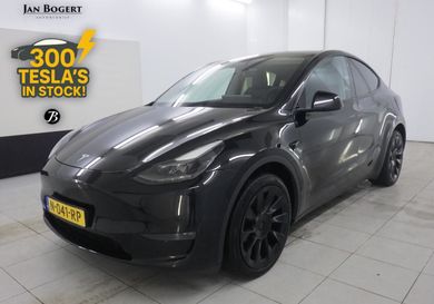 Tesla Model Y, 2021