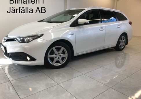 Toyota Auris Touring Sports, 2016