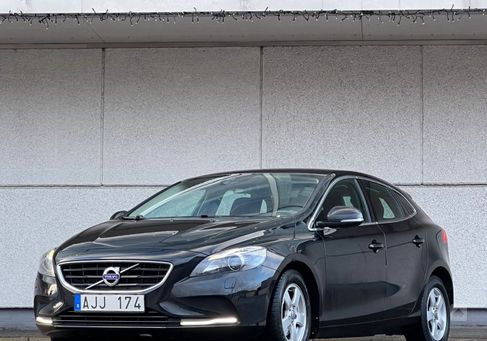 Volvo V40, 2014