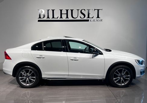 Volvo S60 Cross Country, 2016