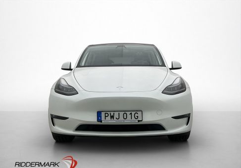 Tesla Model Y, 2023