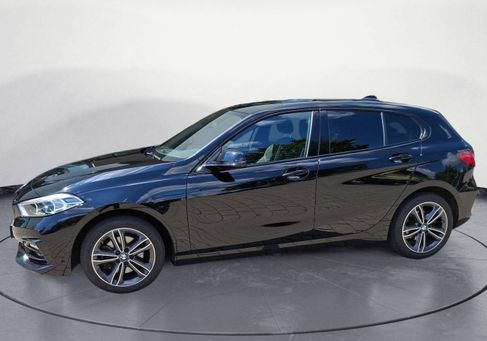 BMW 118, 2023
