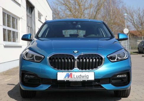 BMW 118, 2024