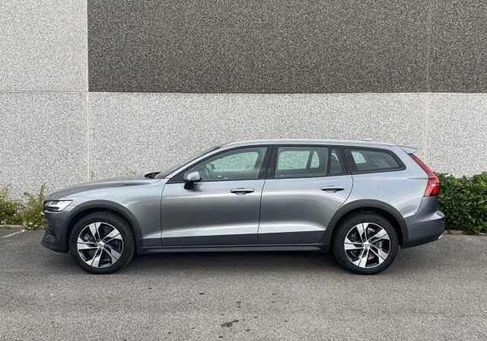 Volvo V60 Cross Country, 2019