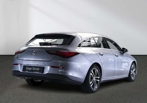 Mercedes-Benz CLA 200, 2025