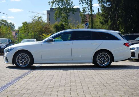 Mercedes-Benz E 300, 2022 2