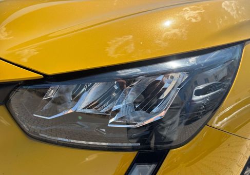 Peugeot 208, 2021