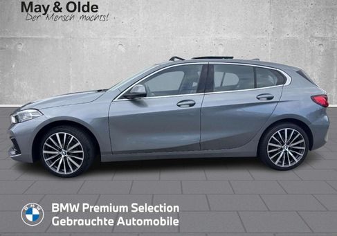 BMW 118, 2022 2