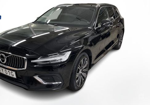 Volvo V60, 2022