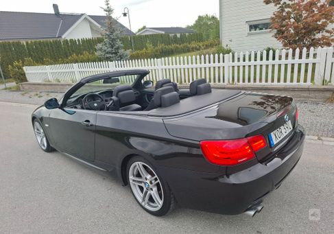 BMW 325, 2013