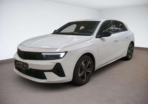 Opel Astra, 2024