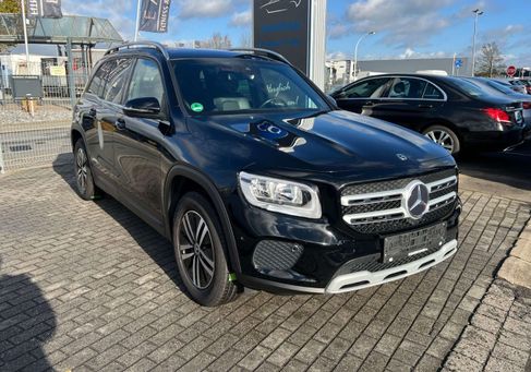 Mercedes-Benz GLB 180, 2022