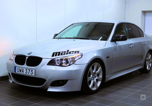 BMW 545, 2004