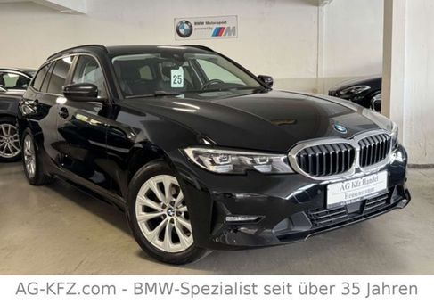 BMW 318, 2022