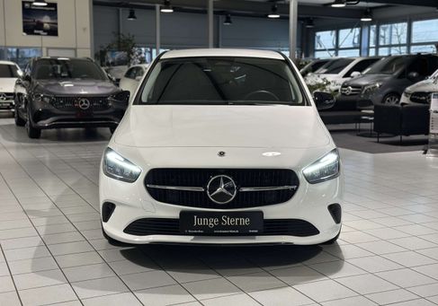 Mercedes-Benz B 200, 2024