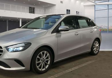 Mercedes-Benz B 220, 2021