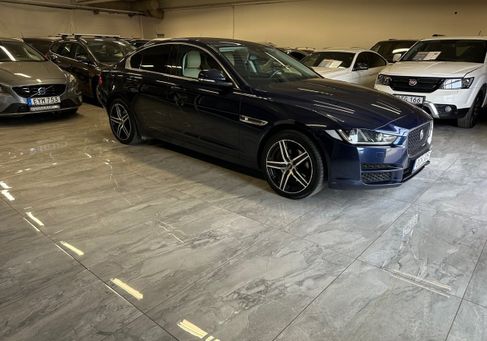 Jaguar XE, 2017
