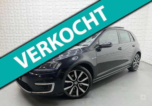 Volkswagen Golf, 2015