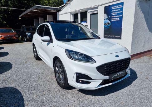 Ford Kuga, 2022