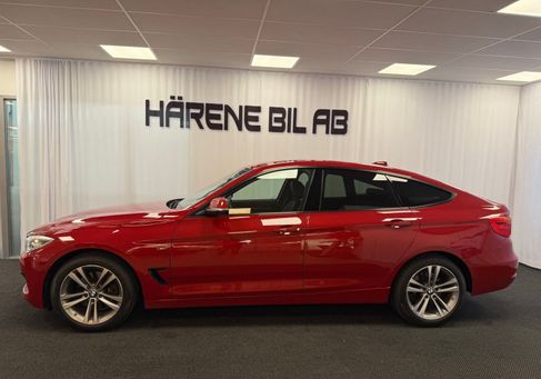 BMW 330 Gran Turismo, 2015