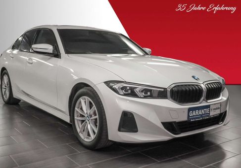 BMW 320, 2022 3