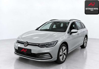 Volkswagen Golf, 2024