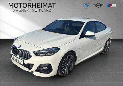 BMW 220, 2023