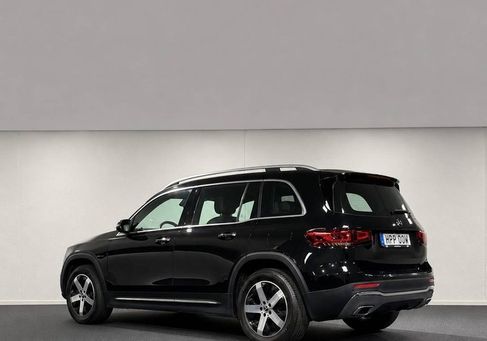 Mercedes-Benz GLB 200, 2023