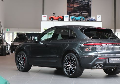 Porsche Macan, 2023