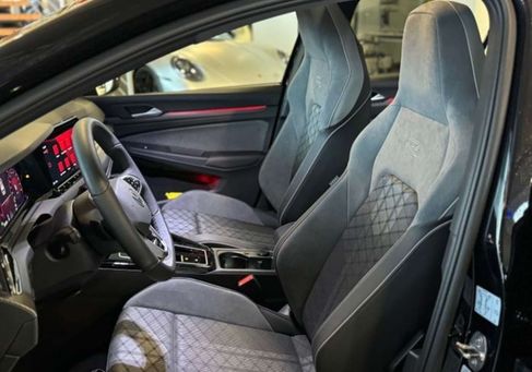 Volkswagen Golf, 2023 3