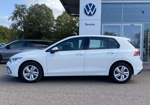 Volkswagen Golf, 2023 2