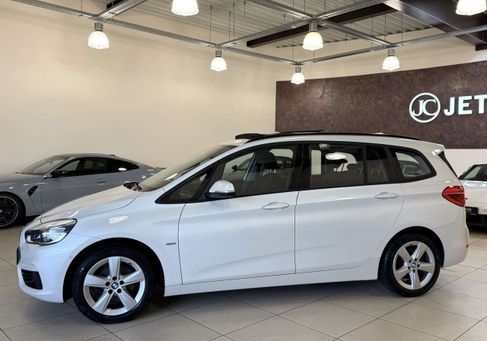 BMW 218, 2018 3
