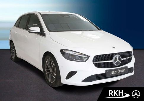 Mercedes-Benz B 200, 2025