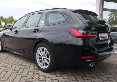 BMW 318, 2023 3