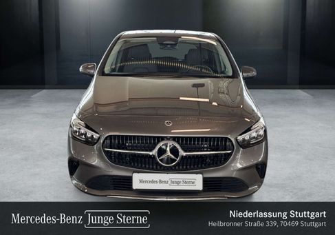 Mercedes-Benz B 200, 2026