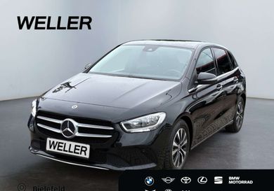 Mercedes-Benz B 180, 2022