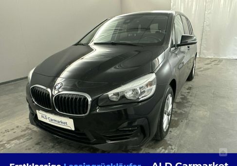 BMW 216, 2019