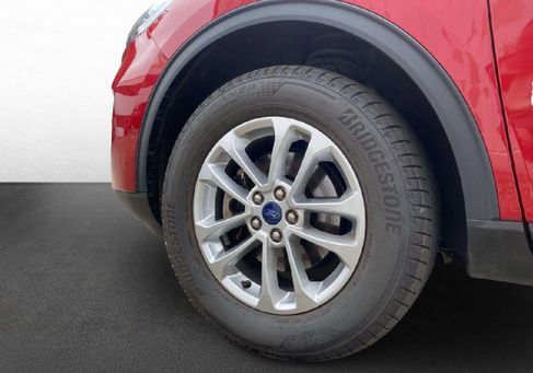 Ford Kuga, 2021