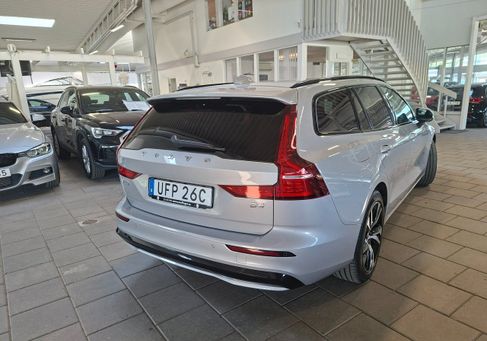 Volvo V60, 2024