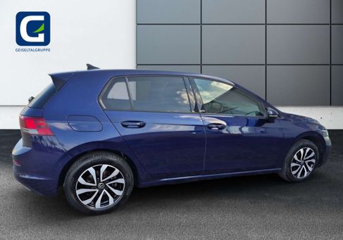 Volkswagen Golf, 2023 3