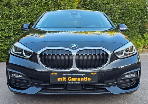 BMW 118, 2023