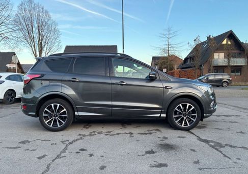 Ford Kuga, 2018