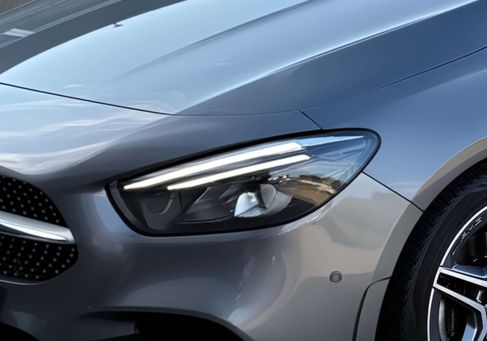 Mercedes-Benz B 180, 2021