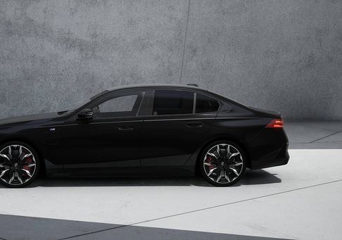 BMW 550, 2025