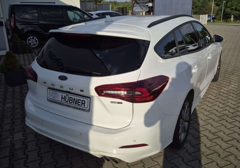 Ford Focus, 2022 3