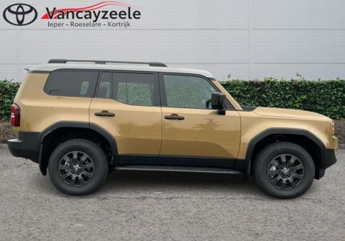 Toyota Land Cruiser, 2025 3