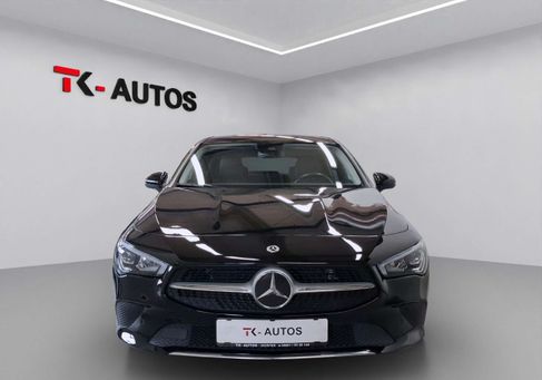 Mercedes-Benz CLA 200, 2022