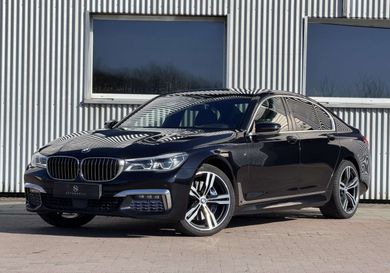 BMW 740, 2017
