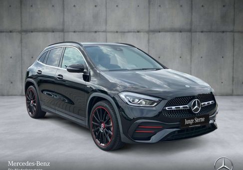 Mercedes-Benz GLA 250, 2021